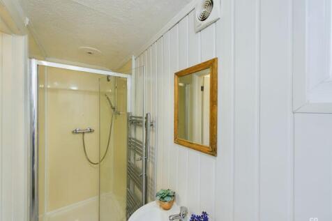 SHOWER 2 