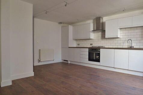 Kitchen/ Living Area