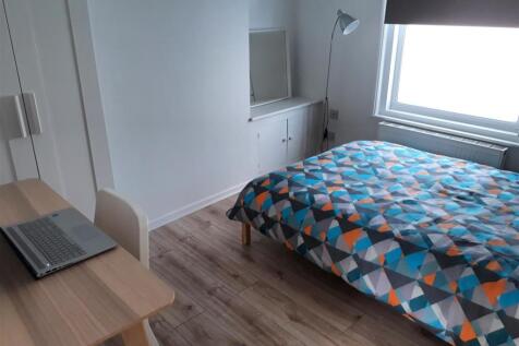 Bed1.jpg