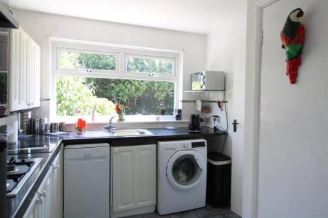 Kitchen.JPG