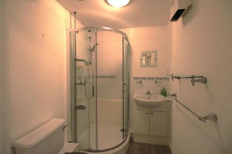 bathroom.JPG