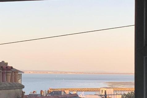 15 Granville Road 3.jpg