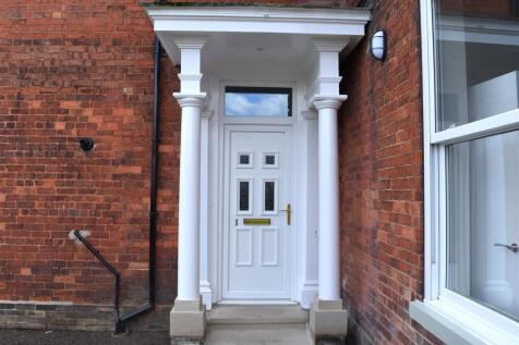 PRIVATE ENTRANCE