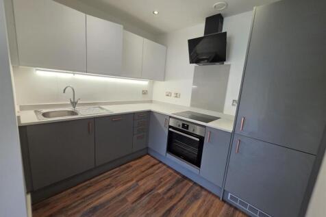 Kitchen 2.jpg