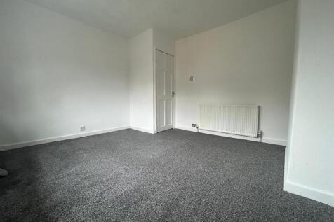 bedroom 1.1.jpg