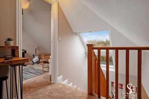 Top floor landing
