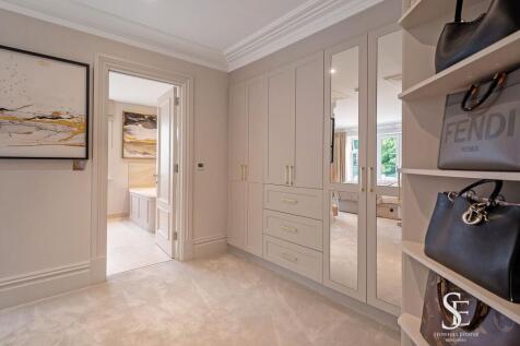 Principal Suite Entrance