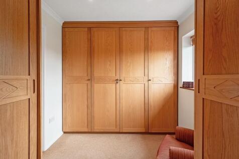 Master dressing room