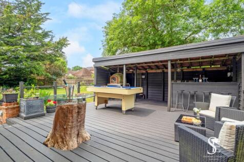 Entertaining Space