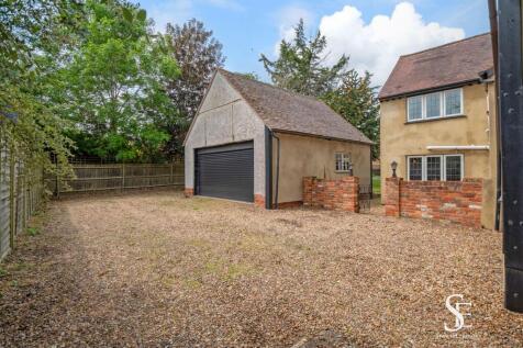 Detached Double Garage