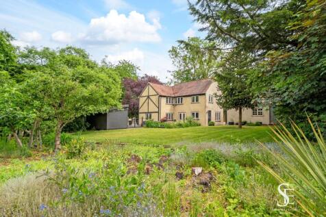 Garden to property