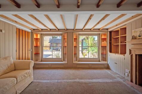 Snug outlook
