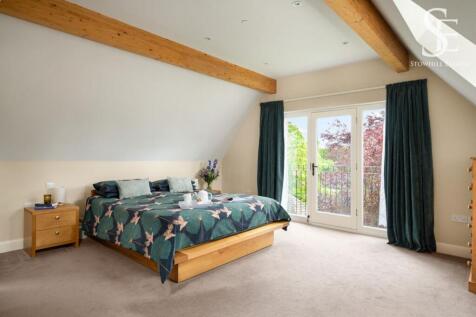 Principle bedroom