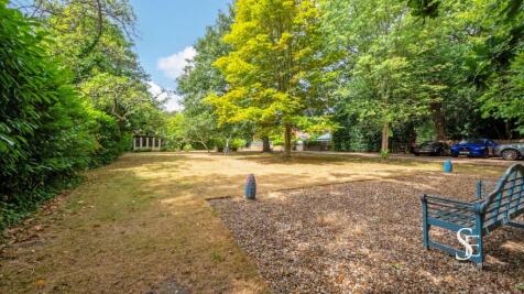 Front Orchard to Garden Studio