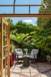 The sun trap garden