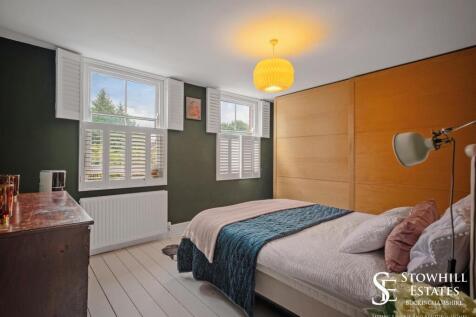 Principal bedroom