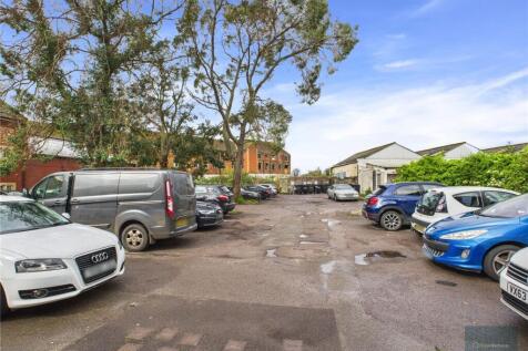 Property Image 12