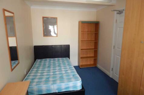 Bedroom 2.jpg