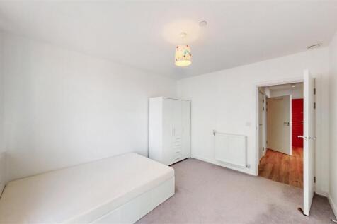 75 Drummond House, 11 Victory Parade - a2c64Fd0Ii9