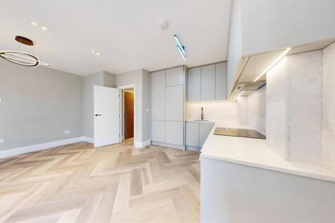 Flat 4, 42-44 Brick Lane - HOcoKnw7w0BdTCbSAqNW.jp