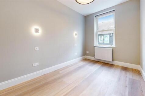 Flat 4, 42-44 Brick Lane - VoheAnYhDXUMIji9zyqi.jp