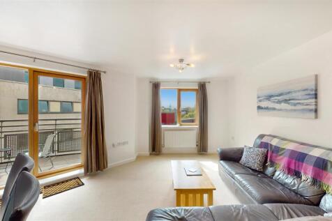 Flat 17, Fabian Bell Tower - IAfUfaNN4bFKYMMVOhKV.