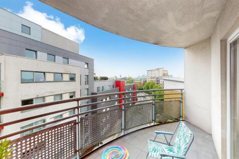 Flat 17, Fabian Bell Tower - vu6w3CYzH4CWVeoJ3xXE.