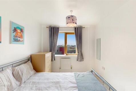 Flat 17, Fabian Bell Tower - OI2QnSYO2k0YJkixcKA3.