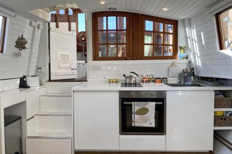 Kitchen.jpg