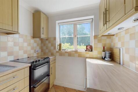 31 Thurlow Close - GzcFzotOzyHfsC9f6jJS.jpg