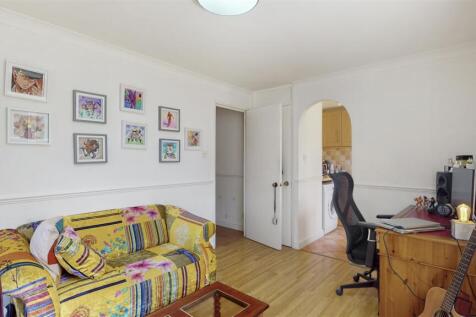 31 Thurlow Close - TfYSL71Z2xgNILcZGFgb.jpg