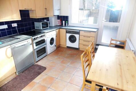 Bruce Grove 122 kitchen 1.jpg