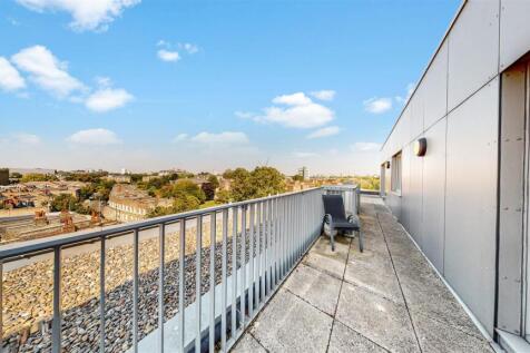 Flat 37, Tria Apartments - qFX7K8VC74PwBI4AYCej.jp