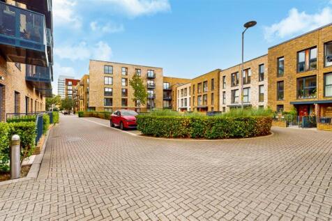 43 Baroque Gardens, Mary Rose Square - ck2jYSZBI1f