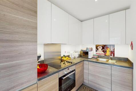 43 Baroque Gardens, Mary Rose Square - G7Eoe3Srhei