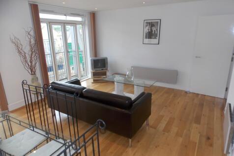 dundee wharf new lounge 2.jpg
