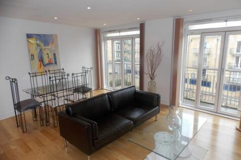 dundee wharf new lounge.jpg