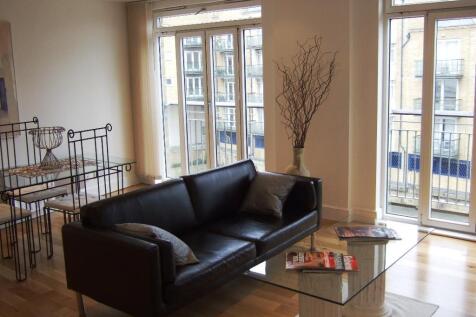 dundee wharf lounge.jpg