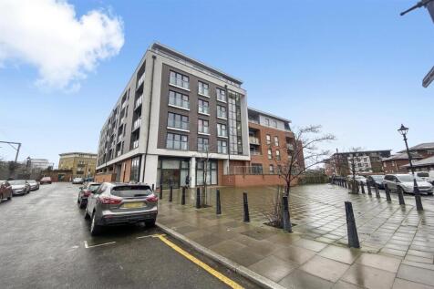 Flat 96, Windsor Court - N6gZthJBe1kP76VX1ZJP.jpg