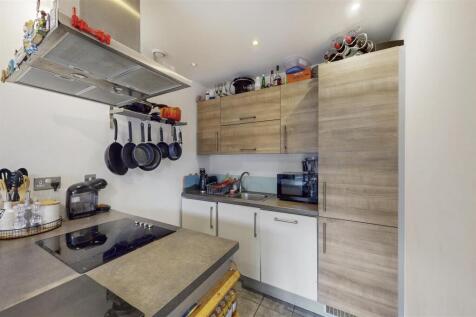 Flat 96, Windsor Court - oQMBGN6VRS20d9w5zyPI.jpg