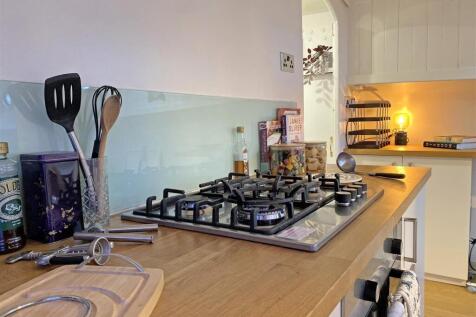 Kitchen Close up.jpg