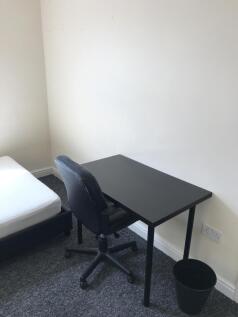 St G bedroom 3 Table
