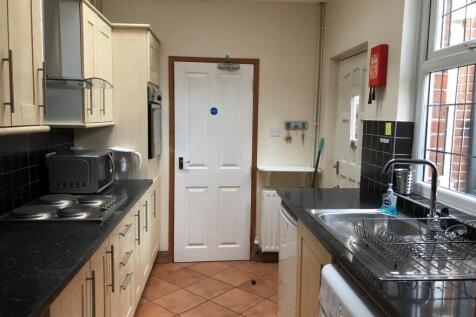 Kitchen 1-2