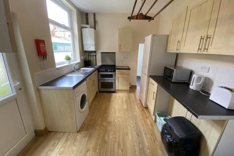 Ludlow Kitchen 1-1