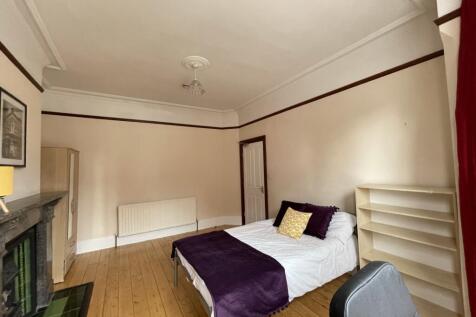 Bedroom 1-2