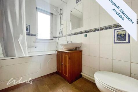 5a2f2550-Bathroom...
