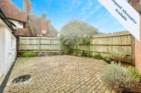 01295a19-Courtyar...
