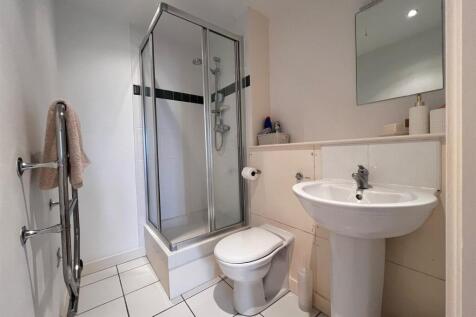 Bedroom Two Ensuite