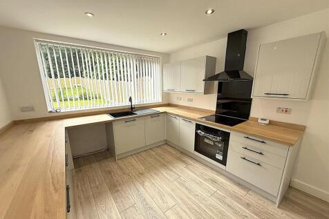Kitchen 2nd.jpg
