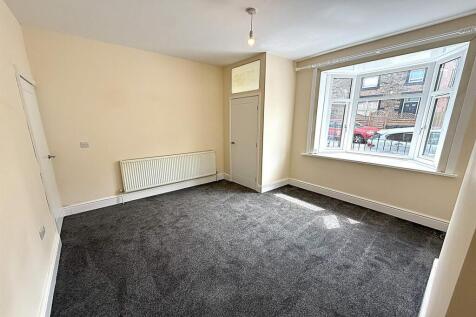 Living room 3rd.jpg
